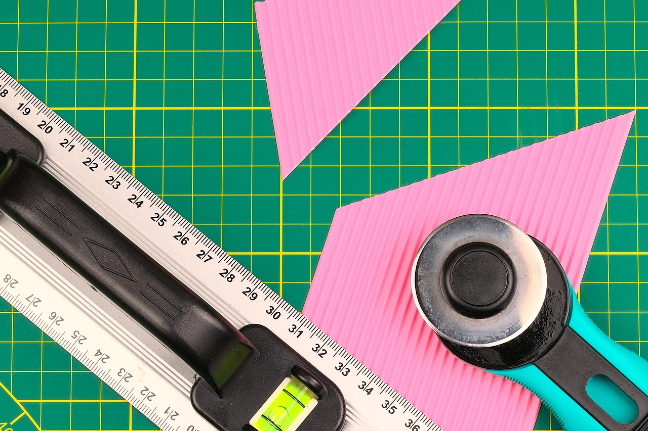 Easy Cric vs. Altri Strumenti di Taglio: Qual è il Migliore per Te?